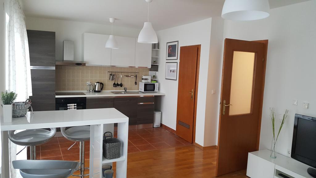 Apartment Roko 奥西耶克 外观 照片