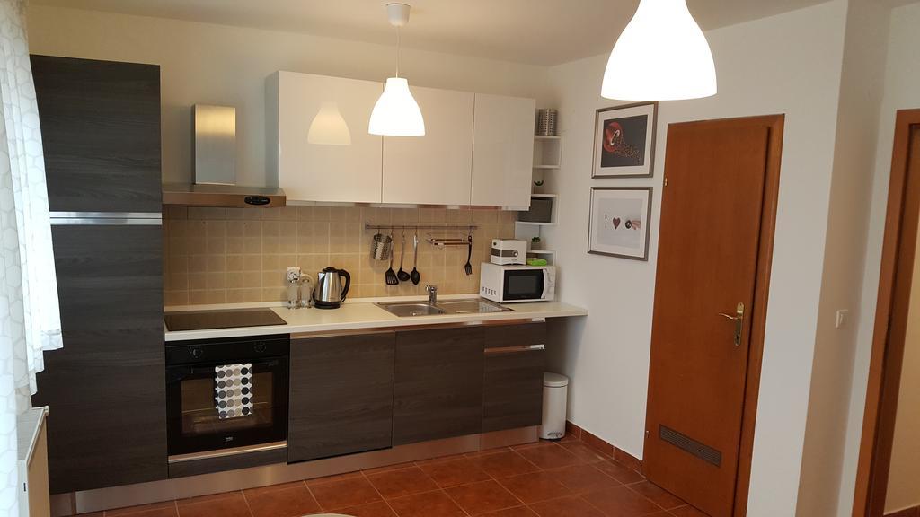 Apartment Roko 奥西耶克 外观 照片